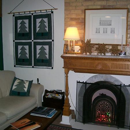 Mcgill Inn B&B Торонто Екстериор снимка