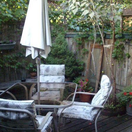 Mcgill Inn B&B Торонто Екстериор снимка