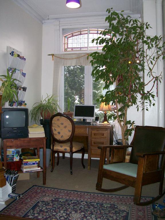 Mcgill Inn B&B Торонто Екстериор снимка