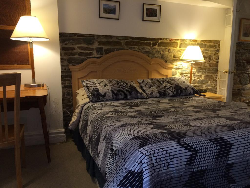 Mcgill Inn B&B Торонто Стая снимка