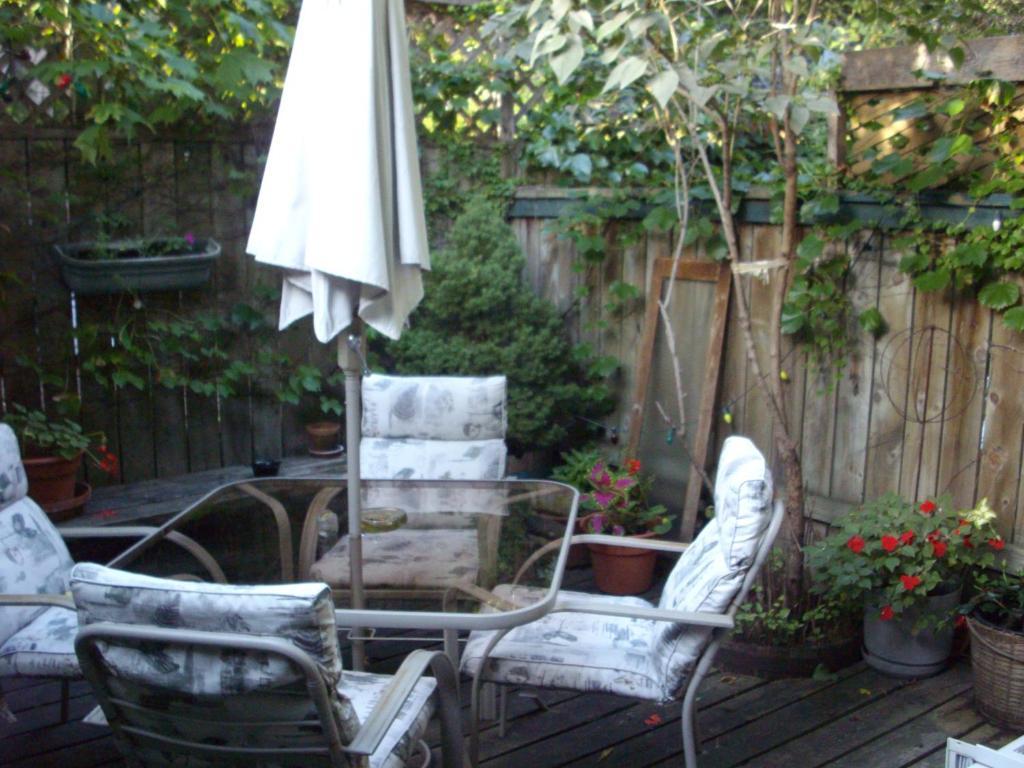 Mcgill Inn B&B Торонто Екстериор снимка